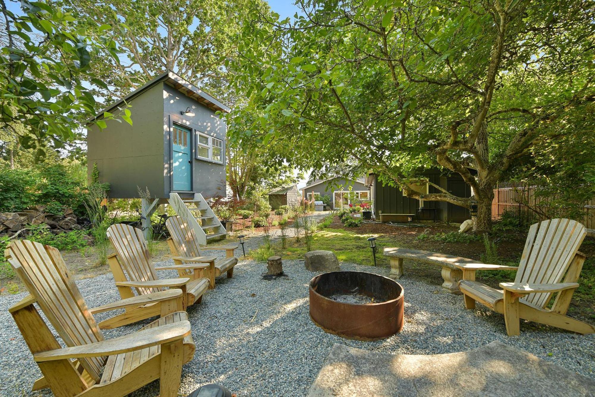 The Bayside Cottage North Saanich Exterior foto