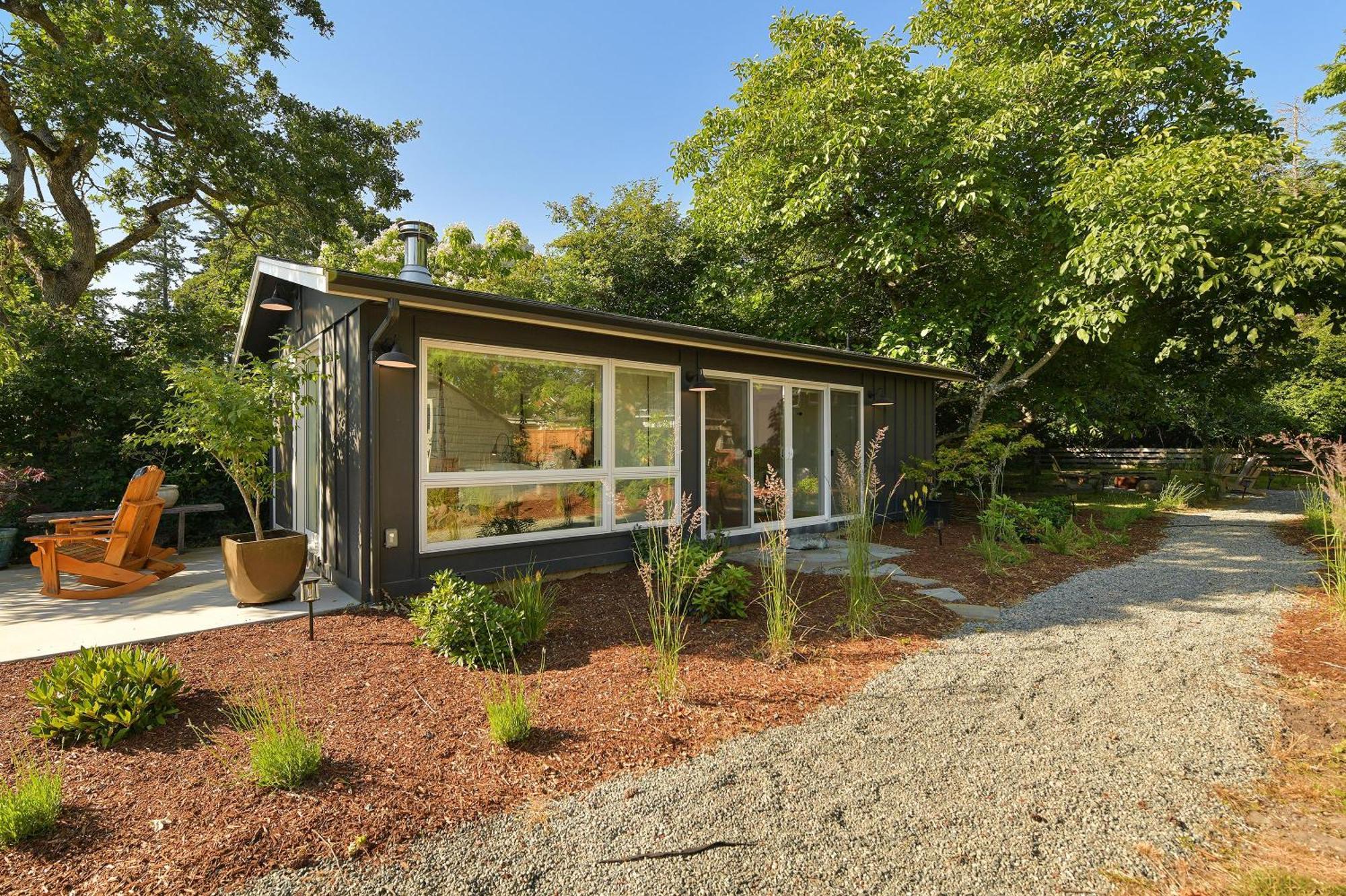 The Bayside Cottage North Saanich Exterior foto
